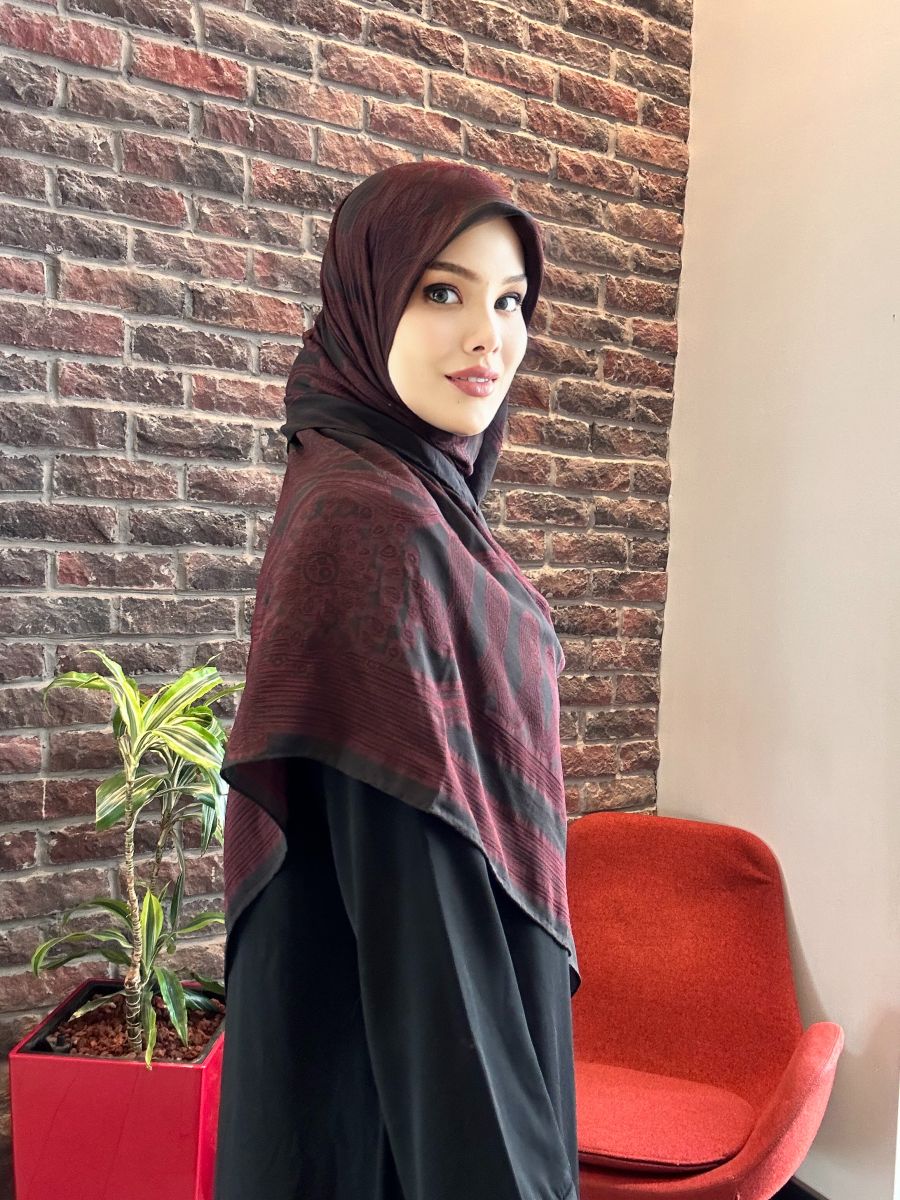 Jakarlı 140cm x 140cm Eşarp - Bordo
