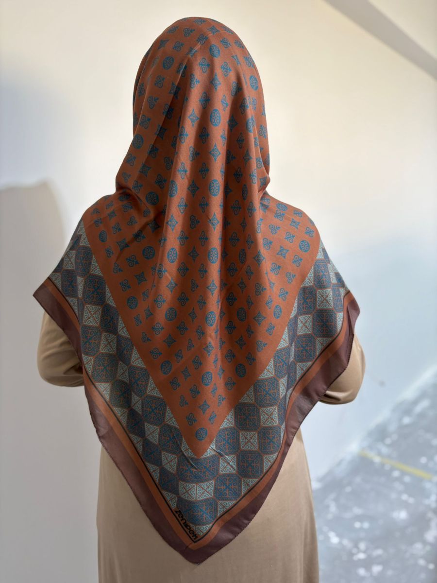 Pamuklu 120cm x 120cm Eşarp Asude Taba