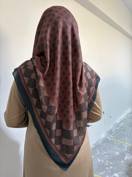  - Pamuklu 120cm x 120cm Eşarp Asude Tarçın