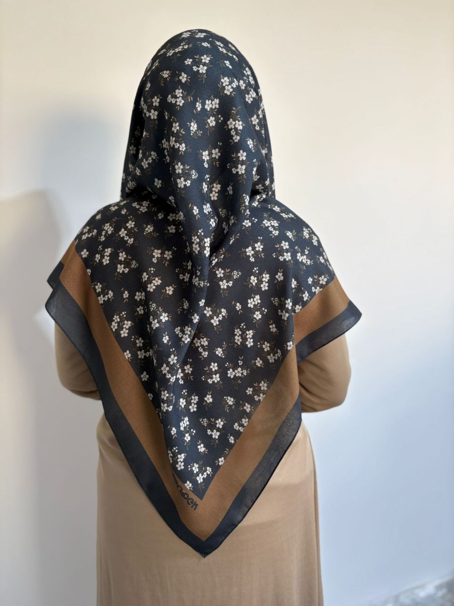 Pamuklu 120cm x 120cm Eşarp Bahar Dalı Füme