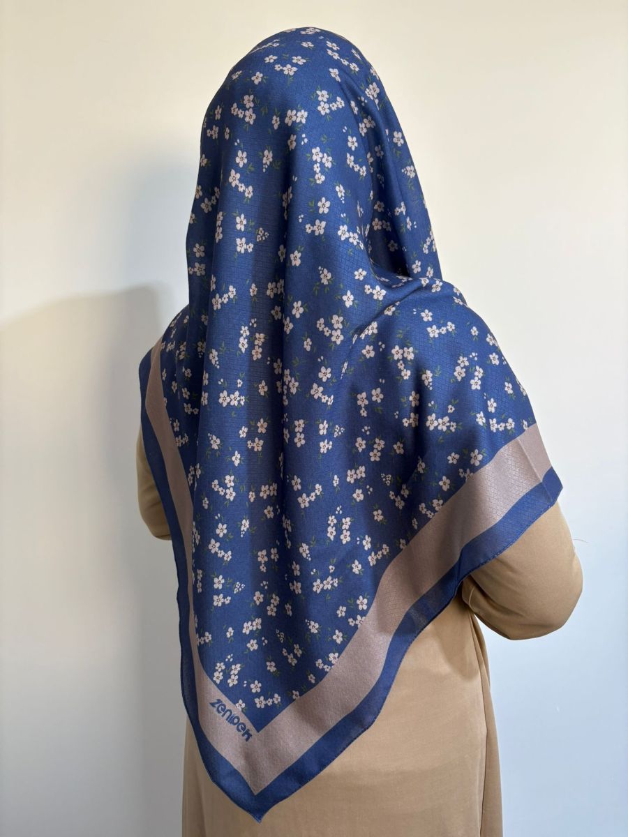 Pamuklu 120cm x 120cm Eşarp Bahar Dalı Lacivert