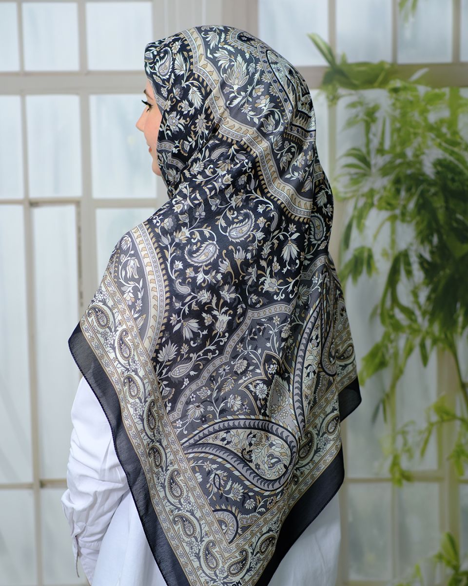 Pamuklu 120cm x 120cm Eşarp - Etnik Siyah
