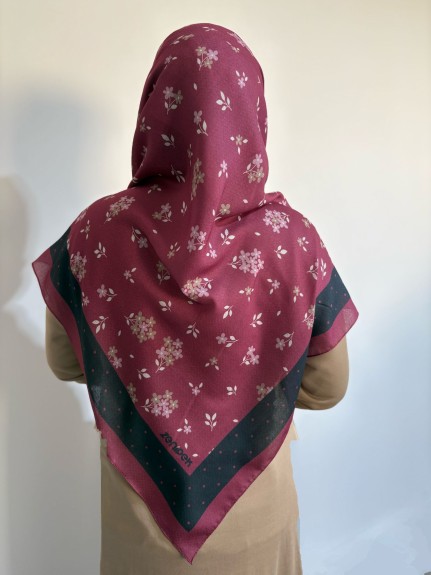  - Pamuklu 120cm x 120cm Eşarp Leylak Esintisi Gül Kurusu