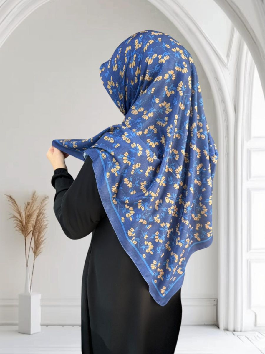 Pamuklu 120cm x 120cm Eşarp Nazende Lacivert