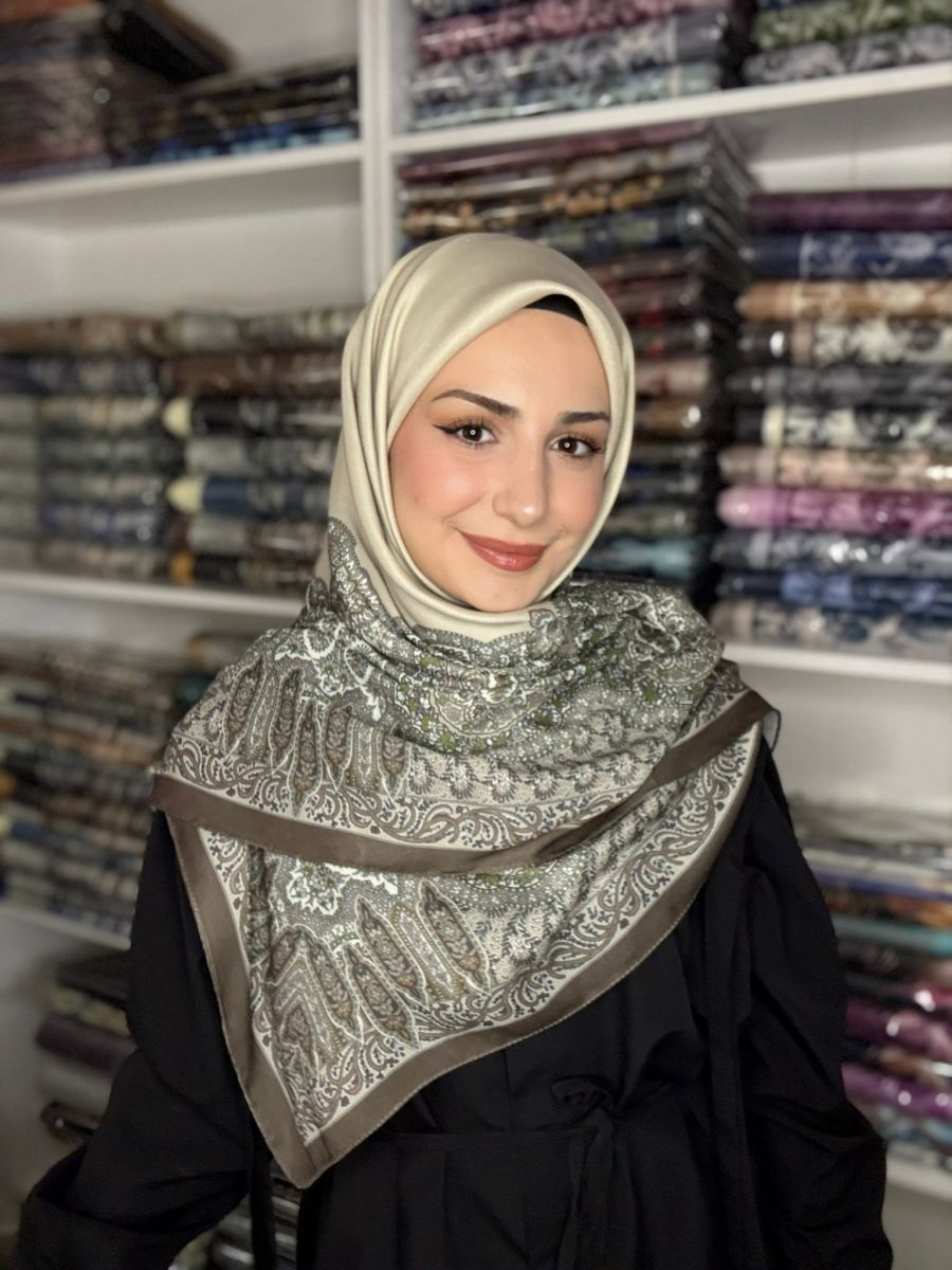 Pamuklu 120cm x 120cm Eşarp Saray Nakışı Bej