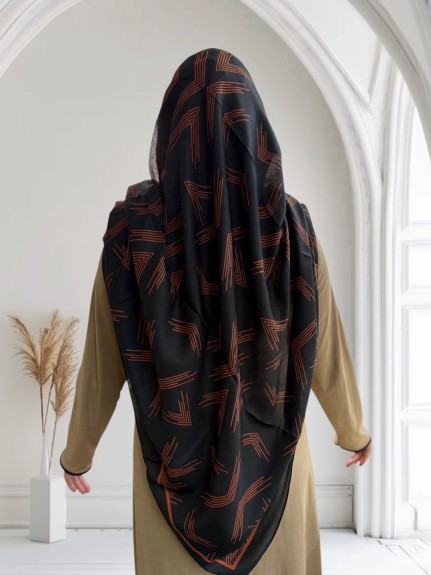  - Pamuklu 140cm x 140cm Eşarp Ok Desen Siyah Taba